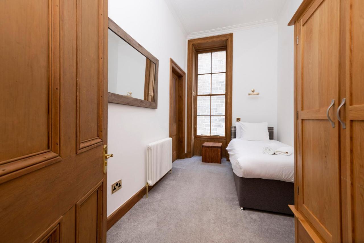 Joivy Spacious Home Near The Meadows Единбург Екстериор снимка